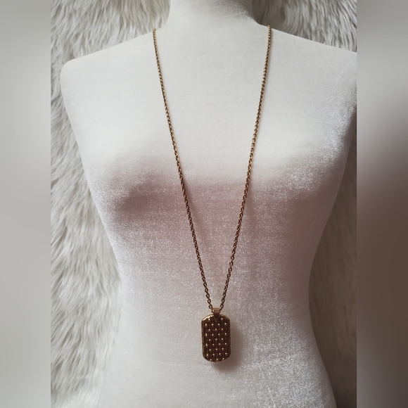 TAT 2 designs dog tag shape pendant necklace gold plated - Picture 1 of 8